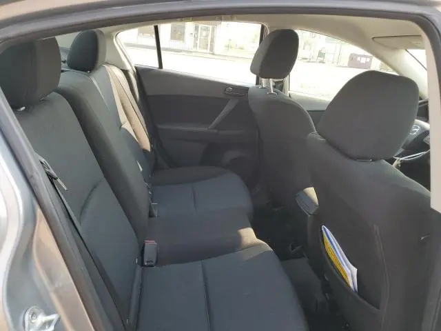 2011 MAZDA 3 I  