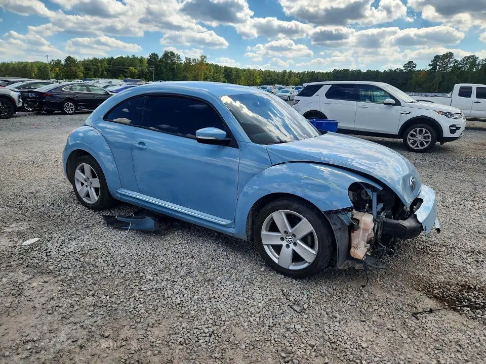 2012 VOLKSWAGEN BEETLE   