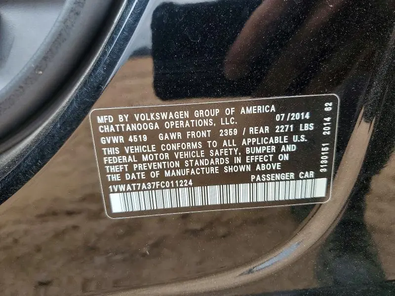 2015 VOLKSWAGEN PASSAT S  