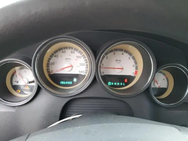 2010 DODGE CHARGER SXT  