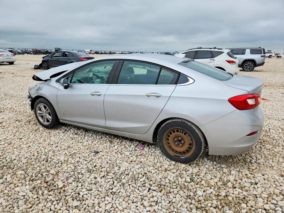 2016 CHEVROLET CRUZE LT  