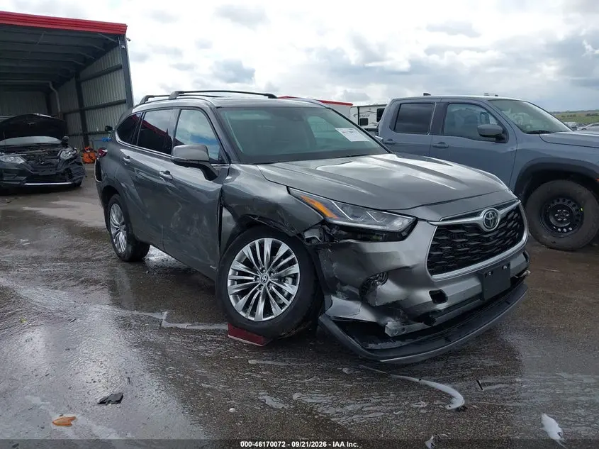 2026 TOYOTA HIGHLANDER HYBRID PLATINUM