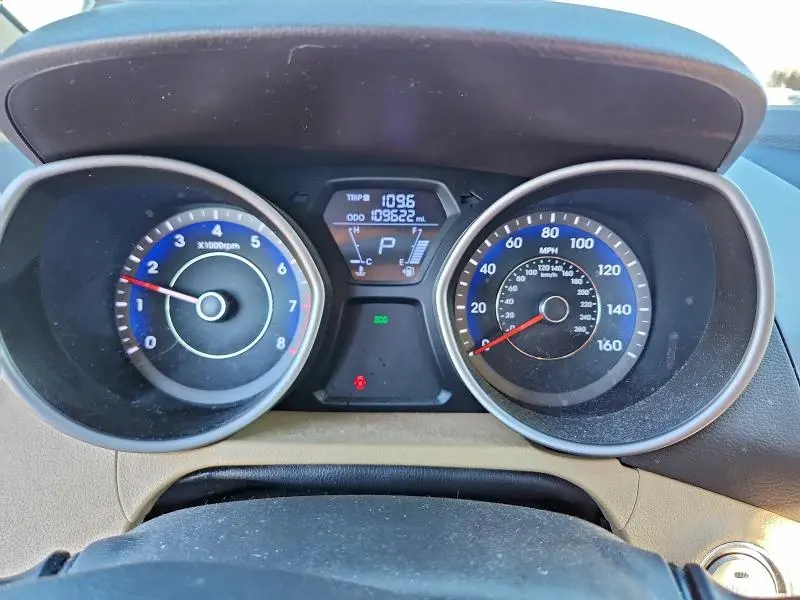 2012 HYUNDAI ELANTRA GLS  