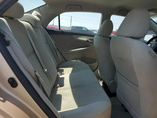 2013 TOYOTA COROLLA BASE  