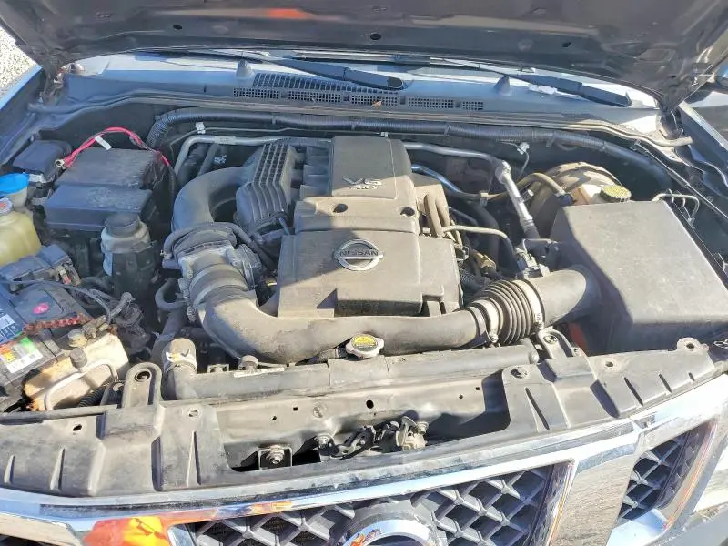 2019 NISSAN FRONTIER SL  