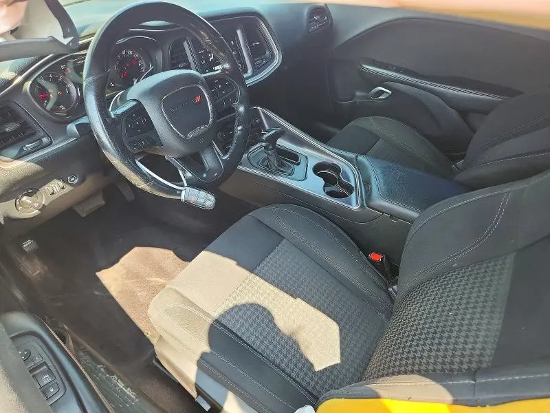 2018 DODGE CHALLENGER SXT  