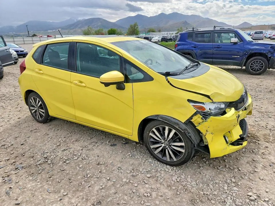 2015 HONDA FIT EX  