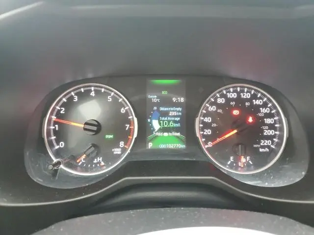 2019 TOYOTA RAV4 LE  