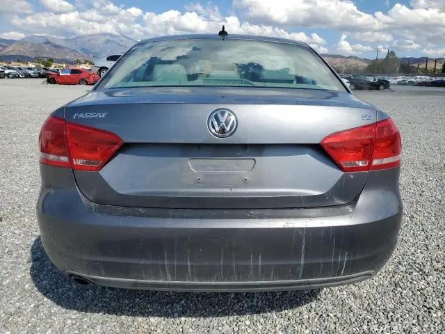 2013 VOLKSWAGEN PASSAT SE  
