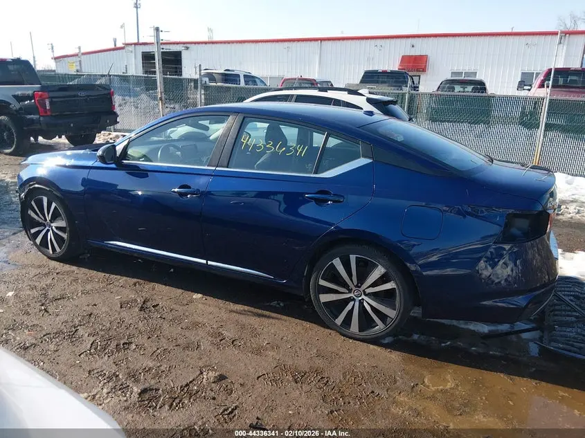 2020 NISSAN ALTIMA SR FWD