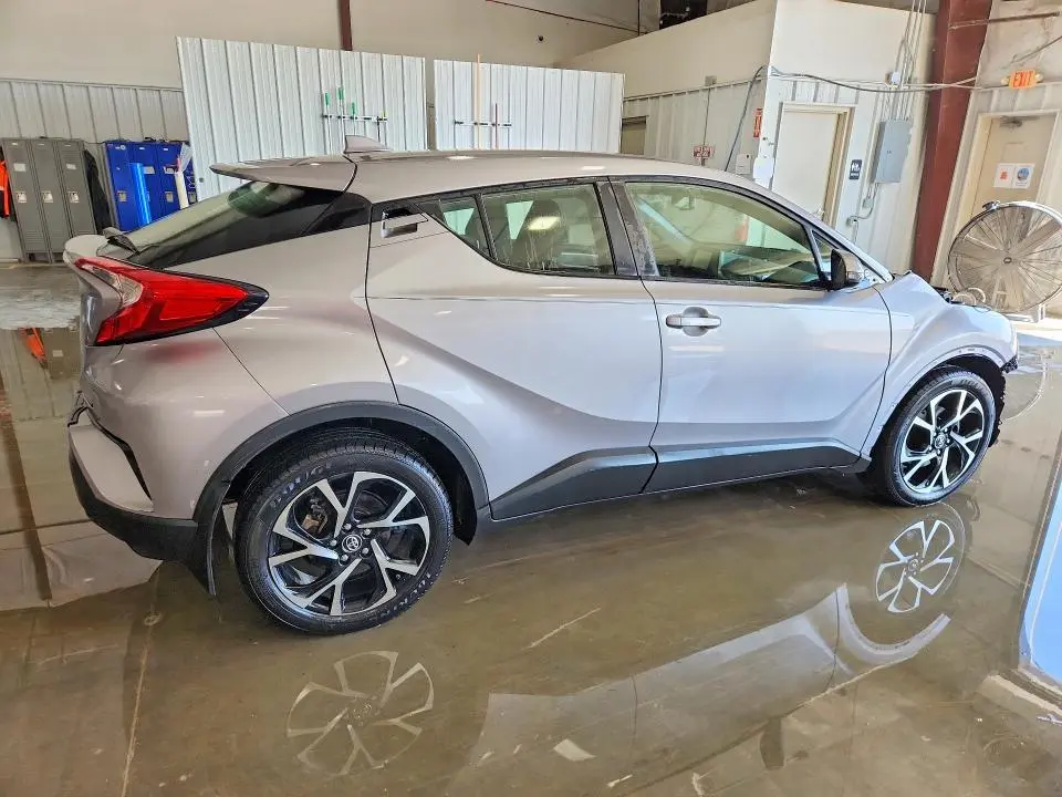 2018 TOYOTA C-HR XLE PREMIUM  