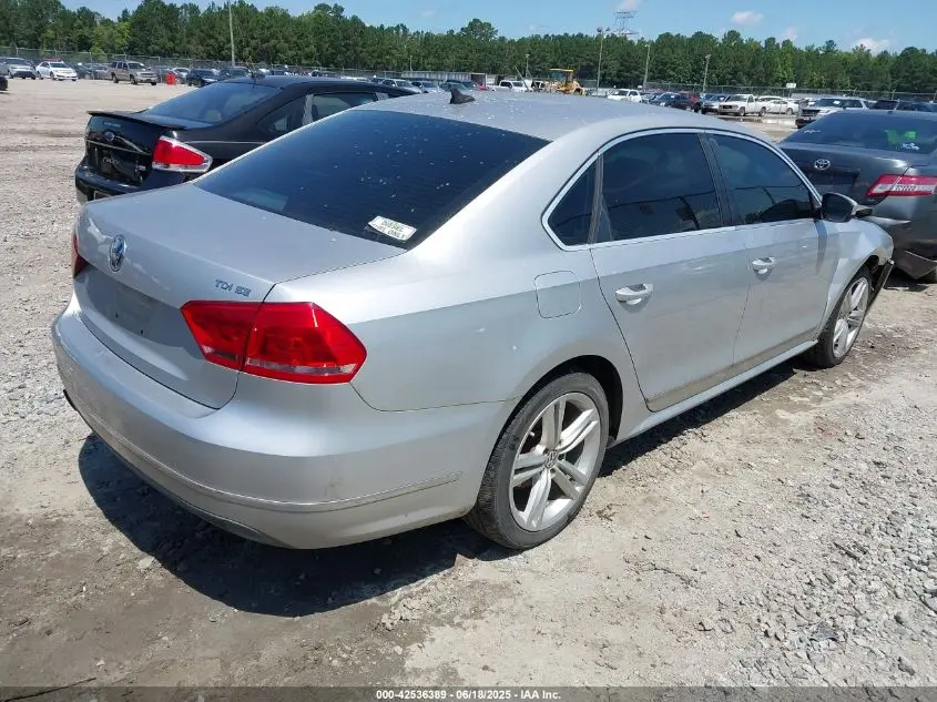 2014 VOLKSWAGEN PASSAT 2.0L TDI SE