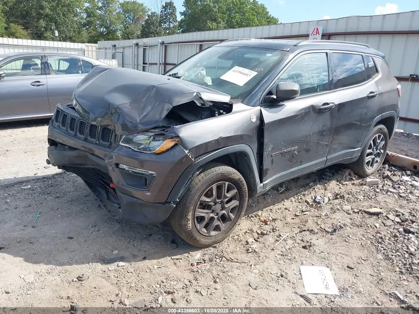 2019 JEEP COMPASS TRAILHAWK 4X4