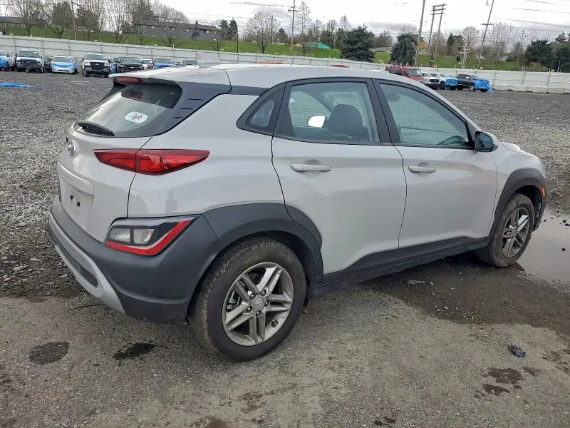 2023 HYUNDAI KONA SE  