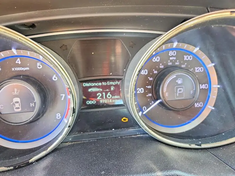 2013 HYUNDAI SONATA GLS  