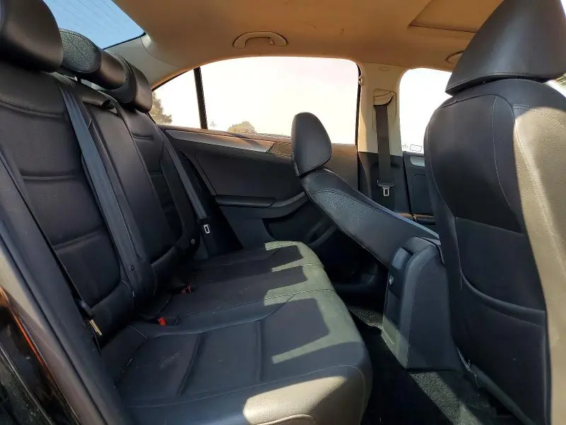 2015 VOLKSWAGEN JETTA TDI  