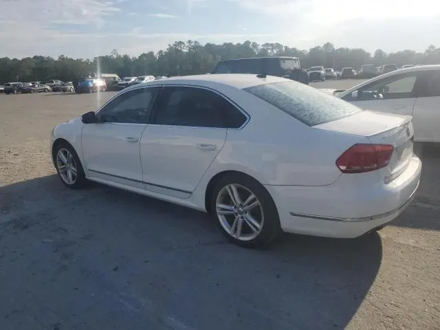 2013 VOLKSWAGEN PASSAT SEL  