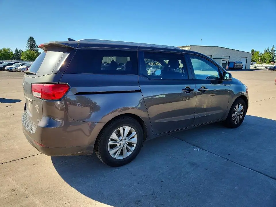 2016 KIA SEDONA LX  