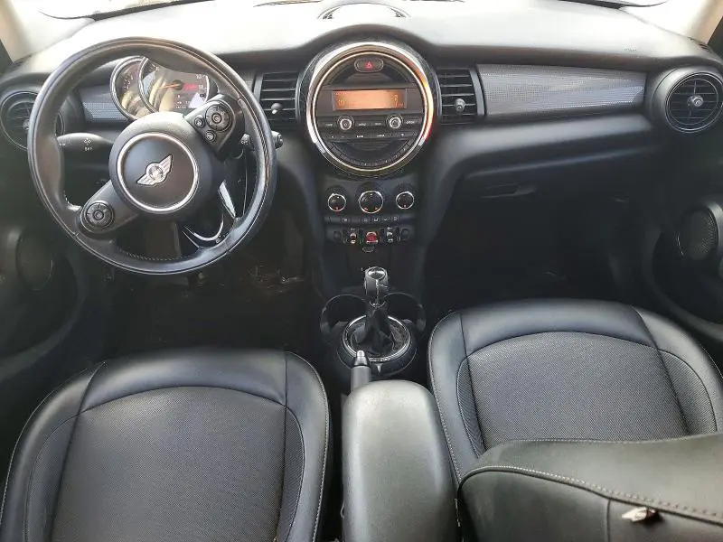 2015 MINI COOPER   