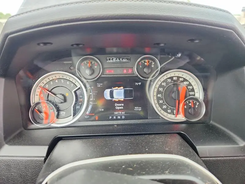 2014 RAM 1500 LARAMIE  