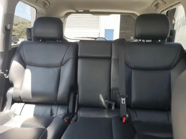 2015 LEXUS LX 570  
