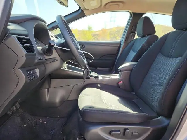 2024 NISSAN LEAF SV PLUS  