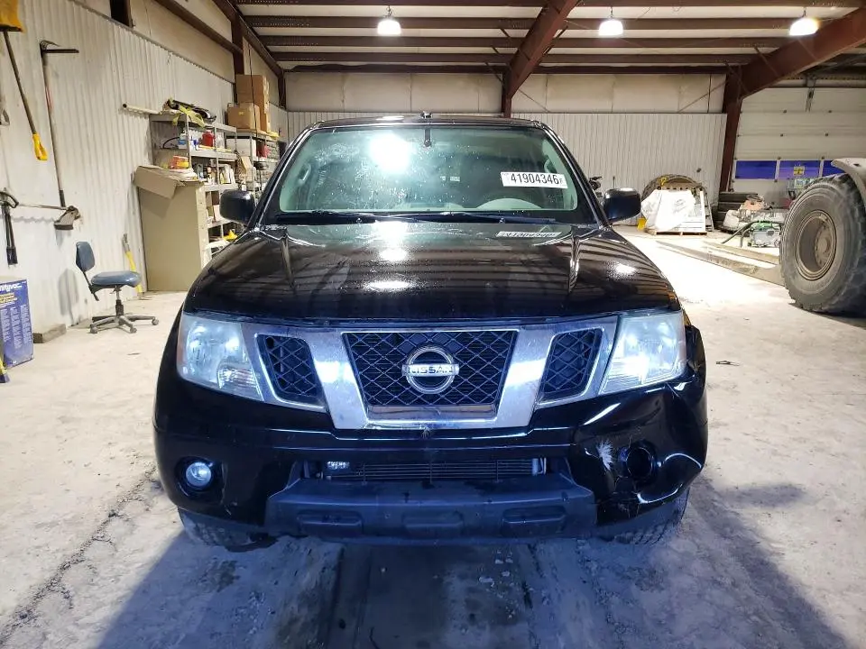 2015 NISSAN FRONTIER S  