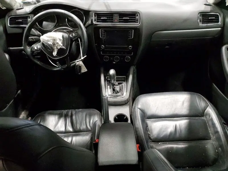 2016 VOLKSWAGEN JETTA SEL  