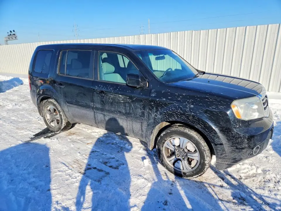 2015 HONDA PILOT SE  