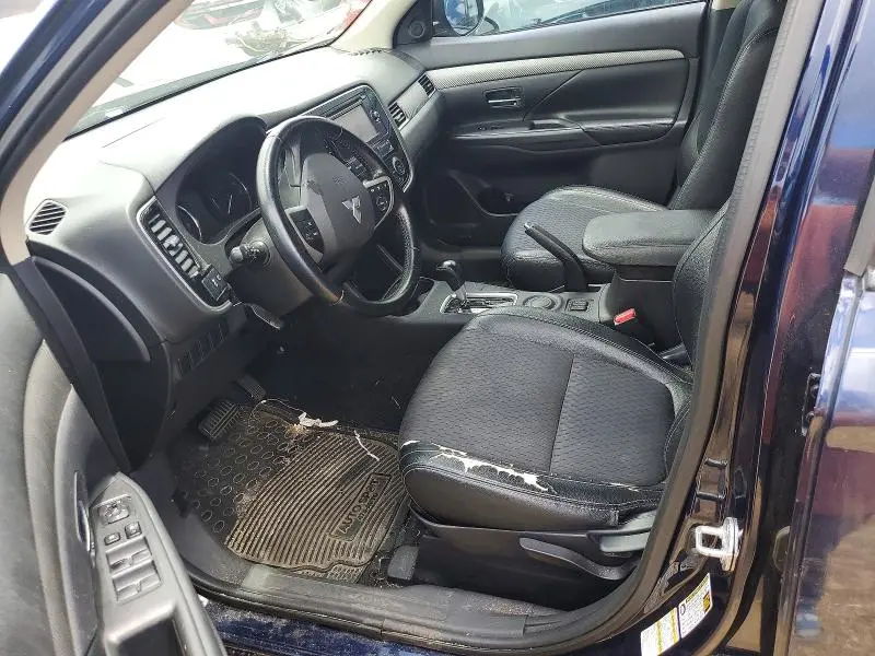 2015 MITSUBISHI OUTLANDER SE  