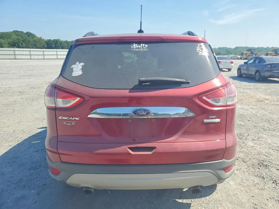 2016 FORD ESCAPE SE  