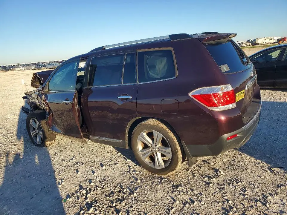 2013 TOYOTA HIGHLANDER LIMITED  