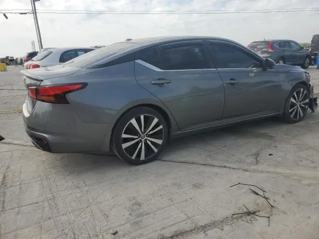 2019 NISSAN ALTIMA SR  