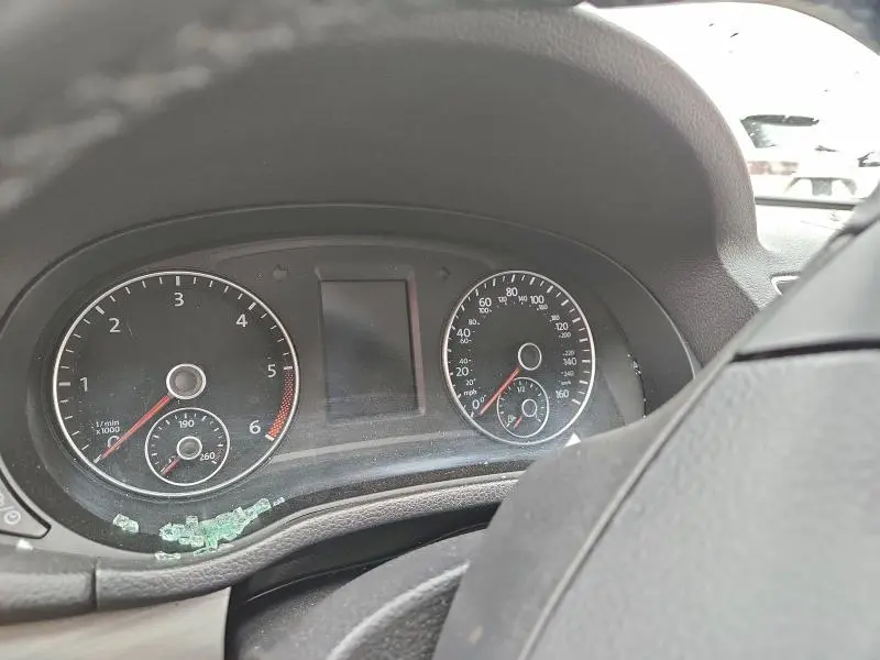 2015 VOLKSWAGEN PASSAT SE  