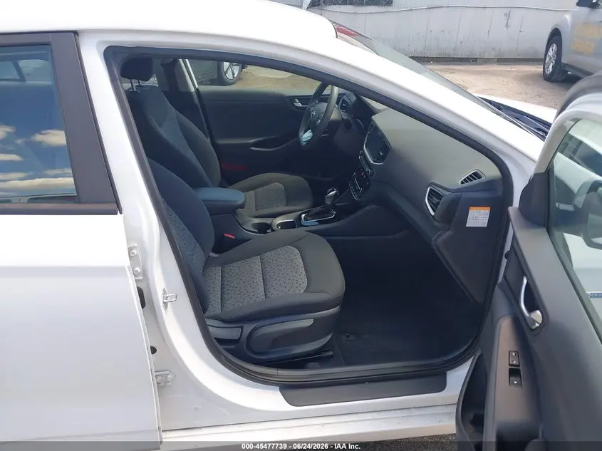 2019 HYUNDAI IONIQ HYBRID BLUE