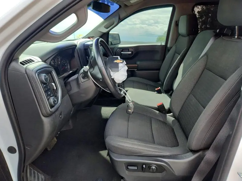 2021 CHEVROLET SILVERADO K1500 LT  