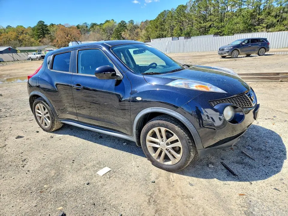 2013 NISSAN JUKE   