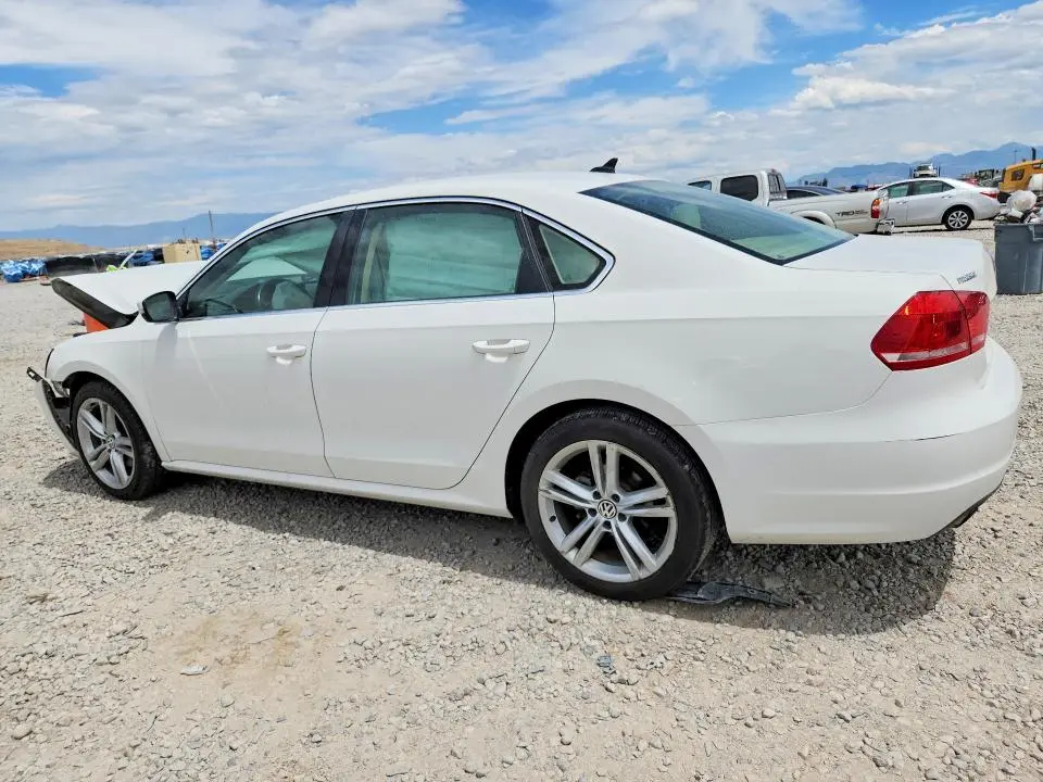 2014 VOLKSWAGEN PASSAT SE  