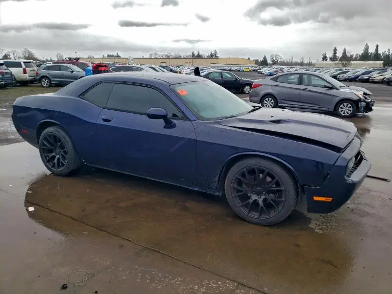 2013 DODGE CHALLENGER SXT  