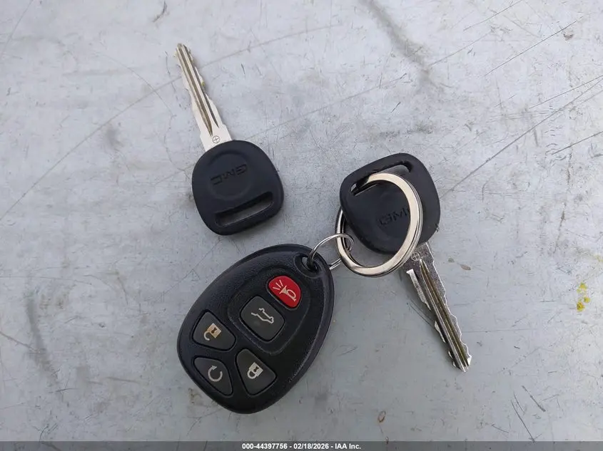 2016 GMC ACADIA DENALI