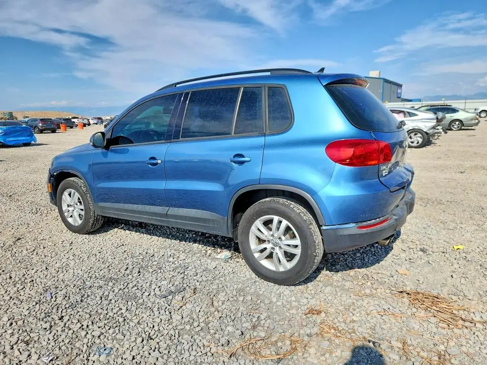 2017 VOLKSWAGEN TIGUAN S  