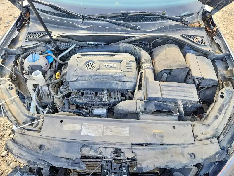 2016 VOLKSWAGEN PASSAT SE  
