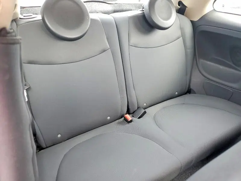 2013 FIAT 500 POP  