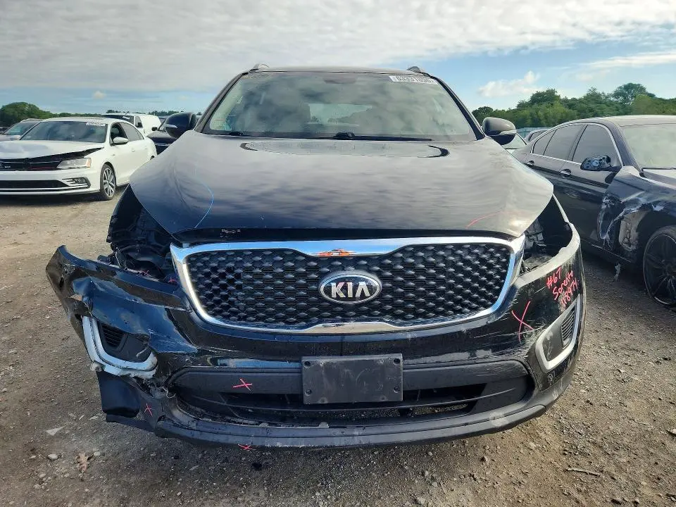 2018 KIA SORENTO LX  