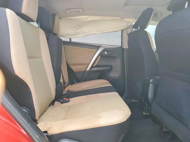 2016 TOYOTA RAV4 XLE  