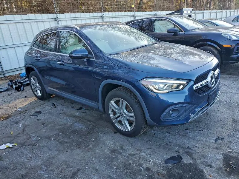 2021 MERCEDES-BENZ GLA 250 4MATIC  