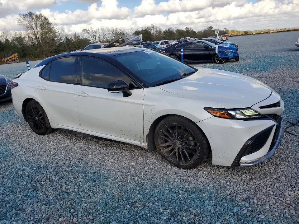 2021 TOYOTA CAMRY XSE V6  