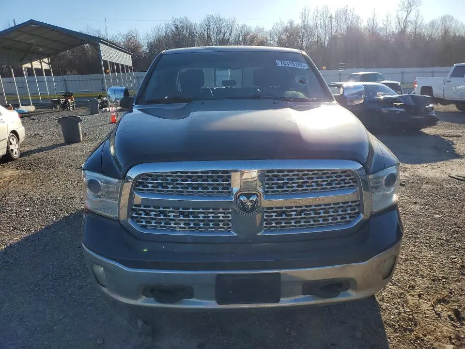 2015 RAM 1500 LARAMIE  