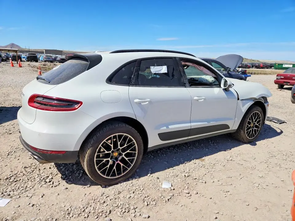 2017 PORSCHE MACAN S  