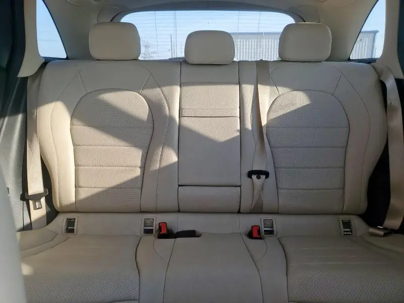 2017 MERCEDES-BENZ GLC 300  